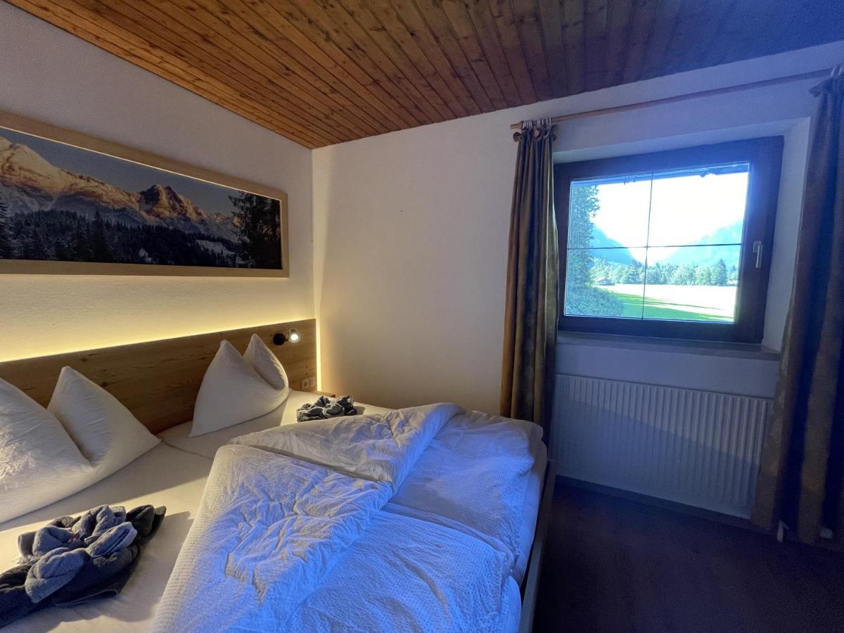 Baerenwirt Apartment Mittenwald Exterior foto